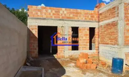 Casa com 2 quartos à venda no Novo Centro, Santa Luzia  por R$ 400.000