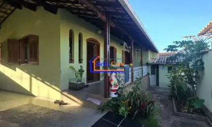 Casa com 3 quartos à venda no Sinimbu, Belo Horizonte  por R$ 750.000