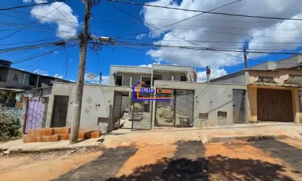 Casa com 2 quartos à venda na Rua Brasilianita, Candelária, Belo Horizonte por R$ 480.000