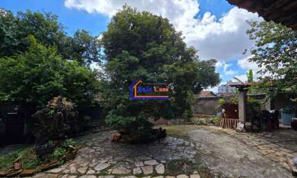 Casa com 3 quartos à venda na Rua José Vieira Brandão, São João Batista, Belo Horizonte por R$ 600.000