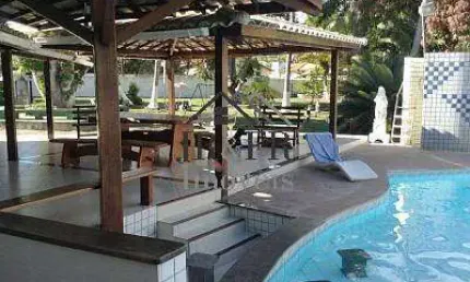 Sitio paradisíaco 7.000 m2 com 5 suítes, 2 quartos, piscina em monte gordo