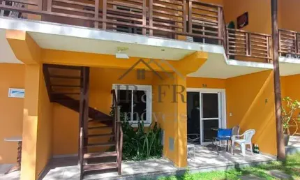 Belíssimo Village Pé na areia, 3QS Arembepe porteira fechada, Camaçari- BA