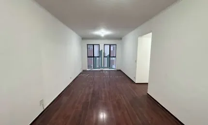 Apartamento com 3 quartos para alugar na Avenida Interlagos, 492, Jardim Marajoara, São Paulo por R$ 2.200