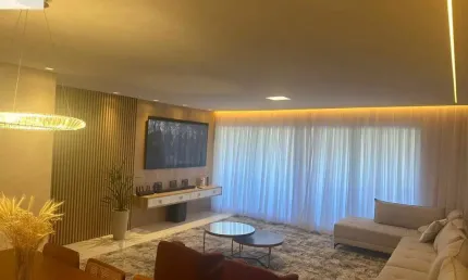 Vende-se apartamento de 3 dormitórios/ Alto Padrão/ Canto do Forte/ Praia Grande