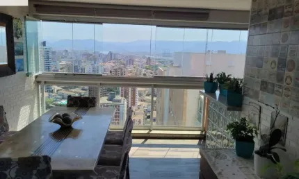 Vende-se alto padrão na Ponta da Praia com 2 dormitórios,1 suíte, varanda gourmet por R$ 1.200.000,0