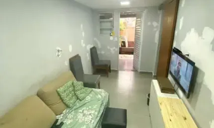 Vende-se sobreposta alta com sala/3 dorm/5 wc/cozinha/2 vagas de garagem