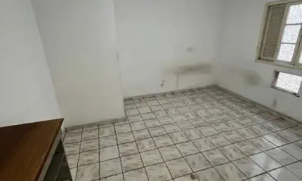 Vende-se apartamento de 1 dorm grande/sala da estar/wc grande/cozinha/area de serviço/vaga de garage