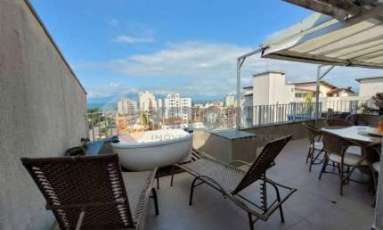 Cobertura à venda em Caraguatatuba, MArtim de Sá, com 3 quartos, 102m²