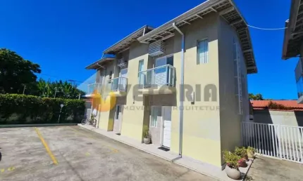 Sobrado em condomínio com 2 quartos, 75m², à venda em Caraguatatuba, Porto Novo