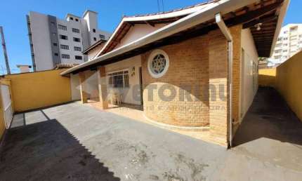 Casa à venda em Caraguatatuba, Indaiá, com 3 quartos, 180m²