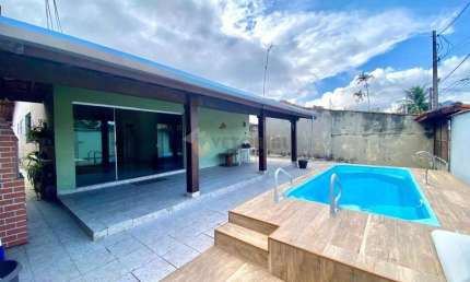 Casa com 3 quartos, 222m², à venda em Caraguatatuba, Indaiá