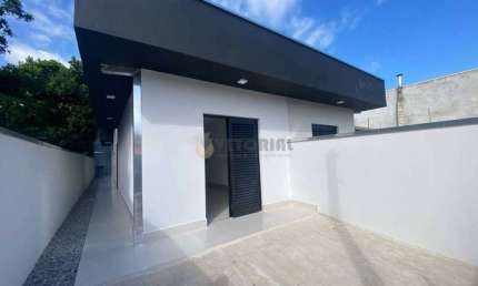 Casa à venda em Caraguatatuba, Massaguaçu, com 2 quartos, 75m²