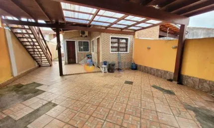 Casa à venda em Caraguatatuba, Jardim das Gaivotas, com 2 quartos, 140m²