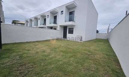 Sobrado à venda em Caraguatatuba, Jardim Tarumãs, com 2 quartos, 80m²
