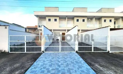 Sobrado à venda em Caraguatatuba, Massaguaçu, com 3 quartos, 100m²