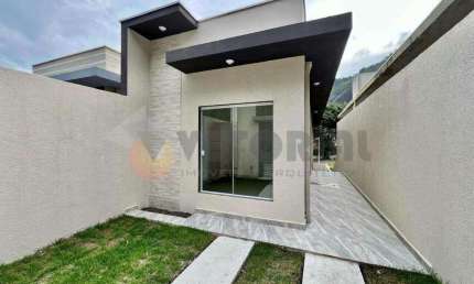 Casa à venda em Caraguatatuba, Jardim Itaúna, com 2 quartos, 76m²