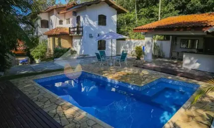 Sobrado à venda em caraguatatuba, massaguaçu, com 4 quartos, 255m²