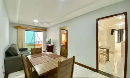 Apartamento com 2 quartos para alugar na Rua 2500, 504, Centro, Balneário Camboriú