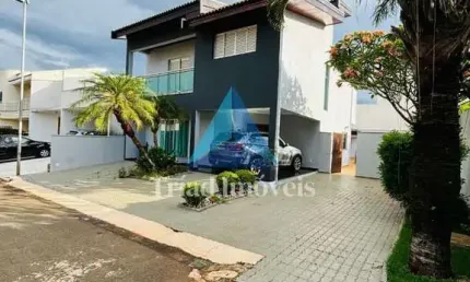 Casa com 3 dormitórios à venda, 259 m² por R$ 1.100.000,00 - Chácara Letônia - Americana/SP
