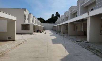 Casa de condomínio para venda com 118 metros quadrados com 3 quartos