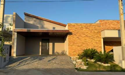 Casa em condomínio fechado com 3 quartos à venda no Aparecidinha, Sorocaba 