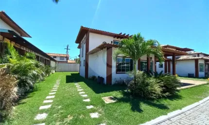 Condomínio com 4 quartos à venda em Manguinhos - RJ