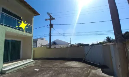 Condomínio com 2 quartos à venda em Jardim Peró - RJ