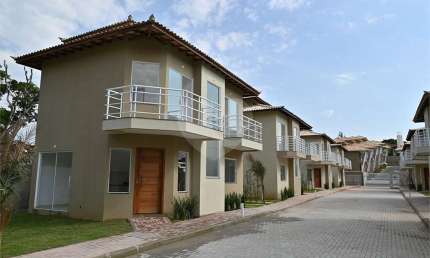 Condomínio com 3 quartos à venda em Praia Rasa - RJ