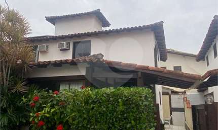 Casa em condomínio fechado com 3 quartos à venda no Geribá, Armação dos Búzios 