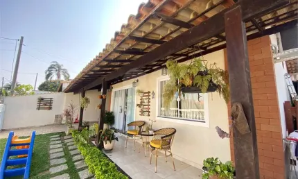 Casa em condomínio fechado com 4 quartos à venda no Baleia, São Pedro da Aldeia 