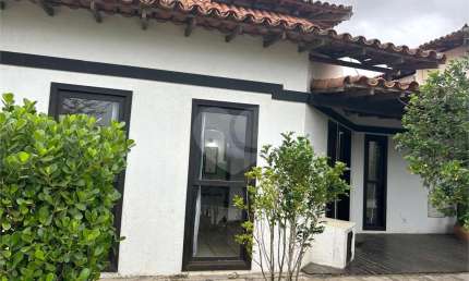Condomínio com 2 quartos à venda ou para locação em Baia Formosa - RJ