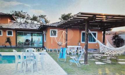 Casa com 4 quartos para alugar na Marina, Armação dos Búzios 