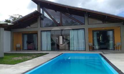 Casa com 3 quartos para alugar na Marina, Armação dos Búzios 