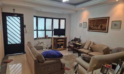 Lindo sobrado à venda no Tatuapé com 100 m2 de área construída, distribuídos em 03 dormitórios
