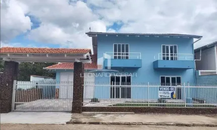 CASA COM 3 DORMITORIOS A VENDA NO CENTRO DA CIDADE DE LONTRAS
