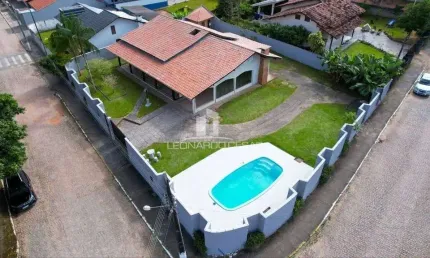 Casa com 3 quartos à venda no Centro, Ascurra 