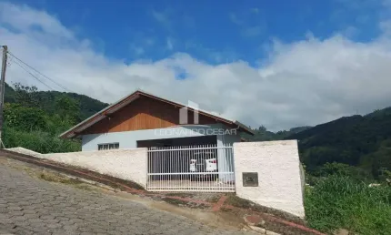 Casa com 2 quartos à venda na Rua Augusto Munzefeld, 274, Fundo Canoas, Rio do Sul