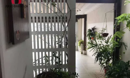 Casa no Brooklin Velho, com 2 dormitórios, edicula e 2 vagas de garagem
