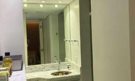 Apartamento modernizado em Moema pássaros, 2 dor. 1 vaga de garagem