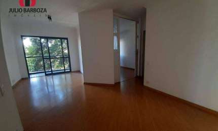 Apartamento em Moema com 3 dormitórios, sendo 1 suíte, e 2 vagas de garagem