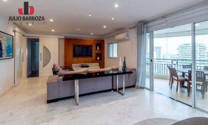 Apartamento em Moema, prédio semi novo, com 3 suítes, 155m², e 2 vagas de garagem