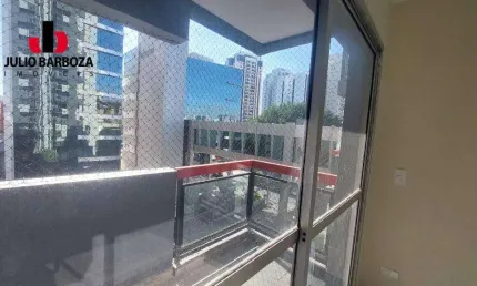 Apartamento com 2 ormitórios, sendo 1 suíte, sacada, 1 vaga de garagem na Vila Olímpia