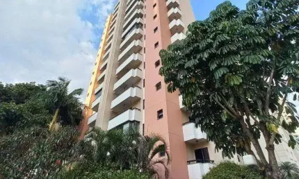 Vila Olímpia apto todo reformado 2 por andar 93m2 sendo3:dorm um suíte ,2 vagas, andar alto ,Piscina - São Paulo
