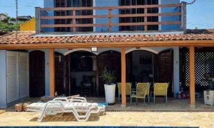 Sobrado com 4 dormitórios à venda, 268 m² por R$ 1.150.000,00 - P Cruz - São Sebastião/SP