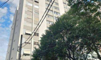 Moema 104m2 sendo 2:dorm.com 3 reversível escritório ,2 banheiros, local nobre fora de rota ,andar alto SP