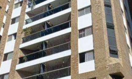 Moema lindo Prédio  sendo 3:dorm,tranformado em 2: um suíte ,varanda reformado,1 vaga ,lazer Piscinas aquecidas ,academia, jogos, play , SP