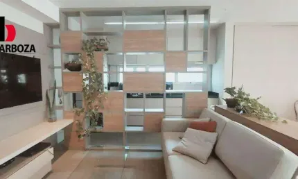 Prédio novo, apartamento com 61m², 1 dormitório, sendo 1 suíte, closet, sacada, e 2 vagas de garagem.