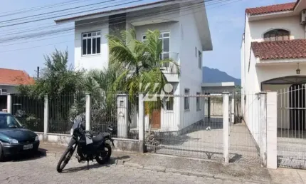 Casa com 3 quartos à venda na Rua Acioli Nunes dos Santos, 1, Centro, Palhoça