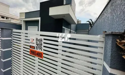 Casa com piscina e 3 quartos e suítes na pedra branca