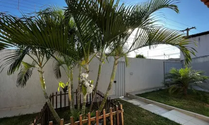 Casa com 4 quartos à venda na Rua Ângelo Vicentini, 1, Santa Mônica, Londrina